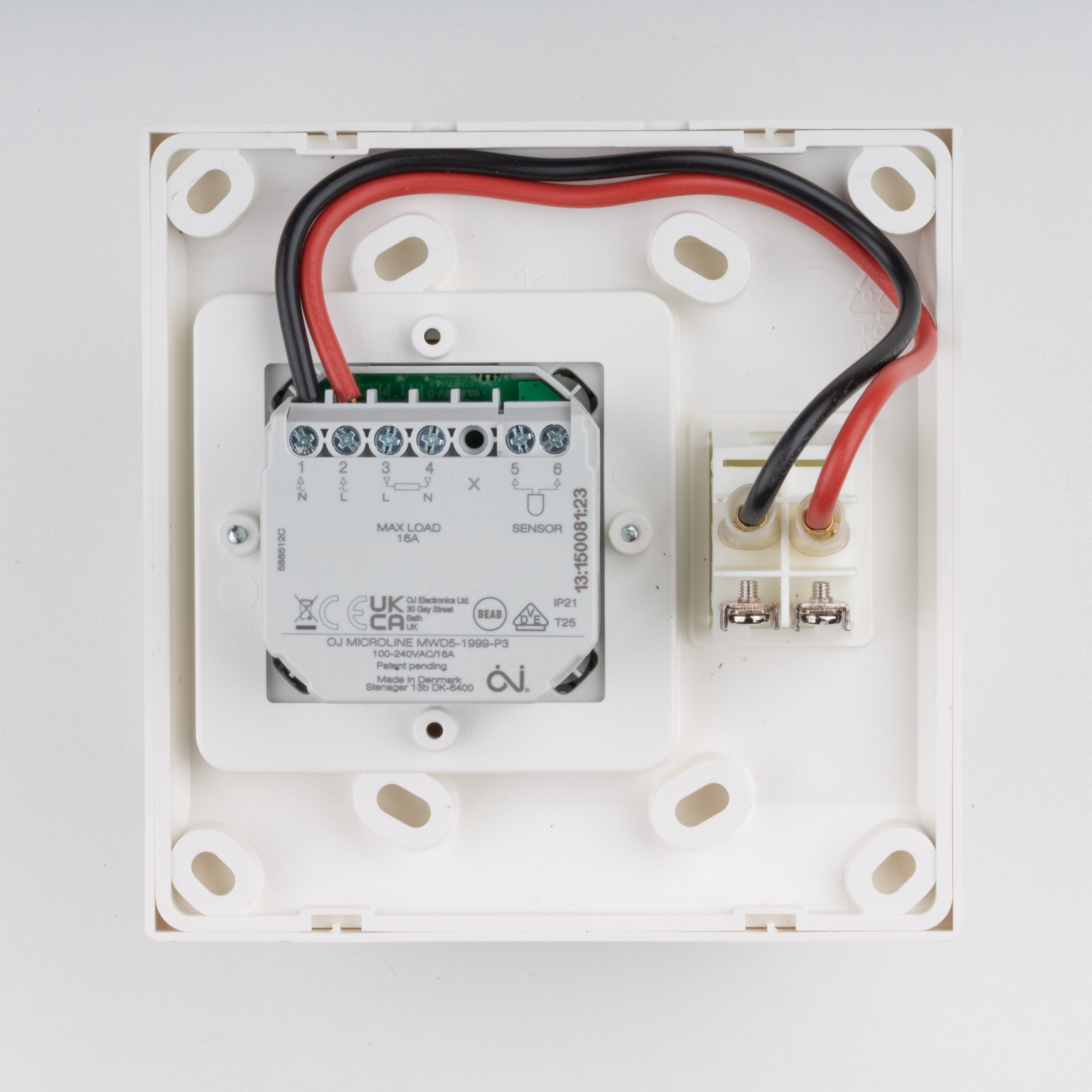 WI-Fi Luxury Touch Screen Programmable Duel sensor (Air/Floor) 4x4 OJ Plate White - Digital Controller