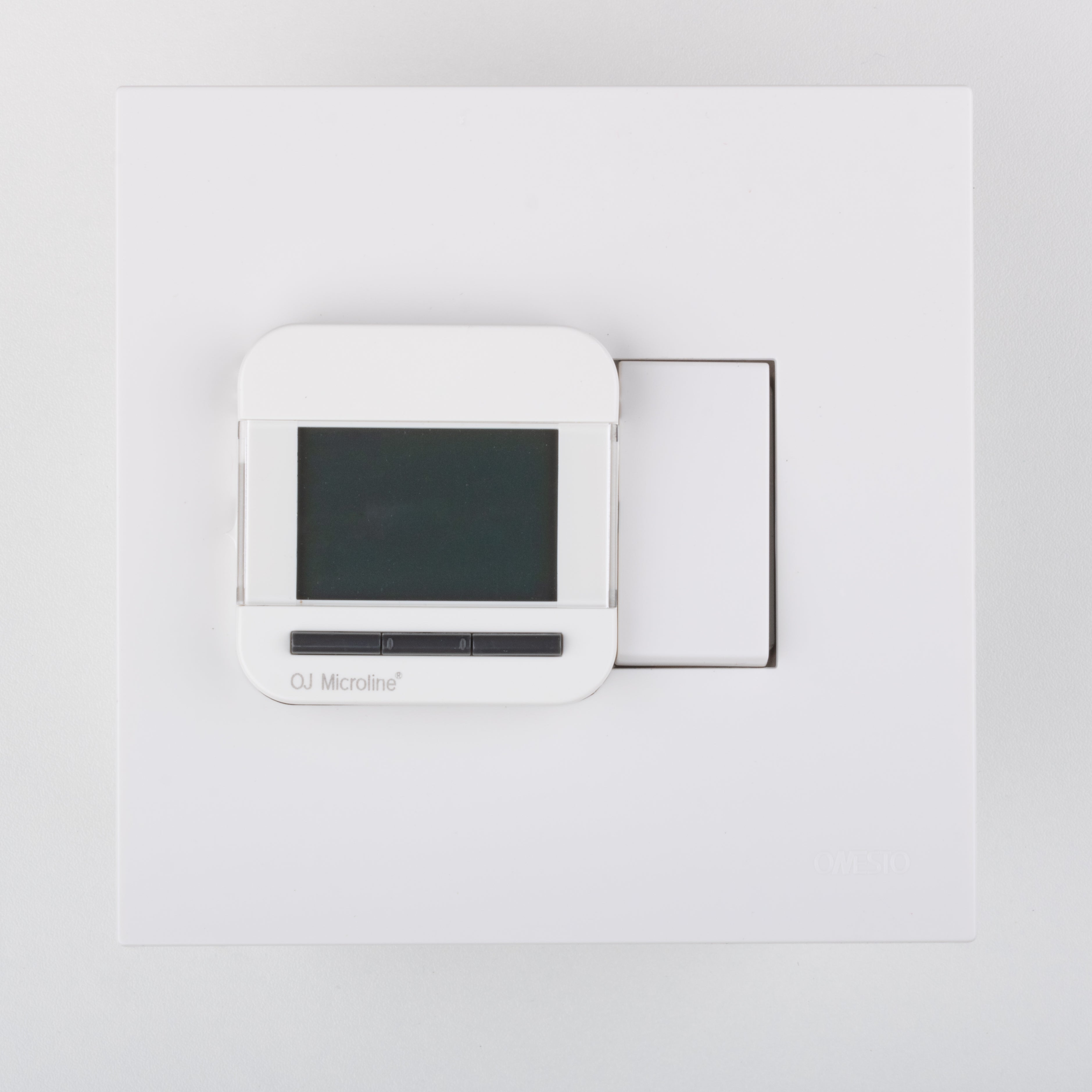Luxury 2 Programmable Duel sensor (Air/Floor) 4x4 ONESTO MATRIX (BLACK)