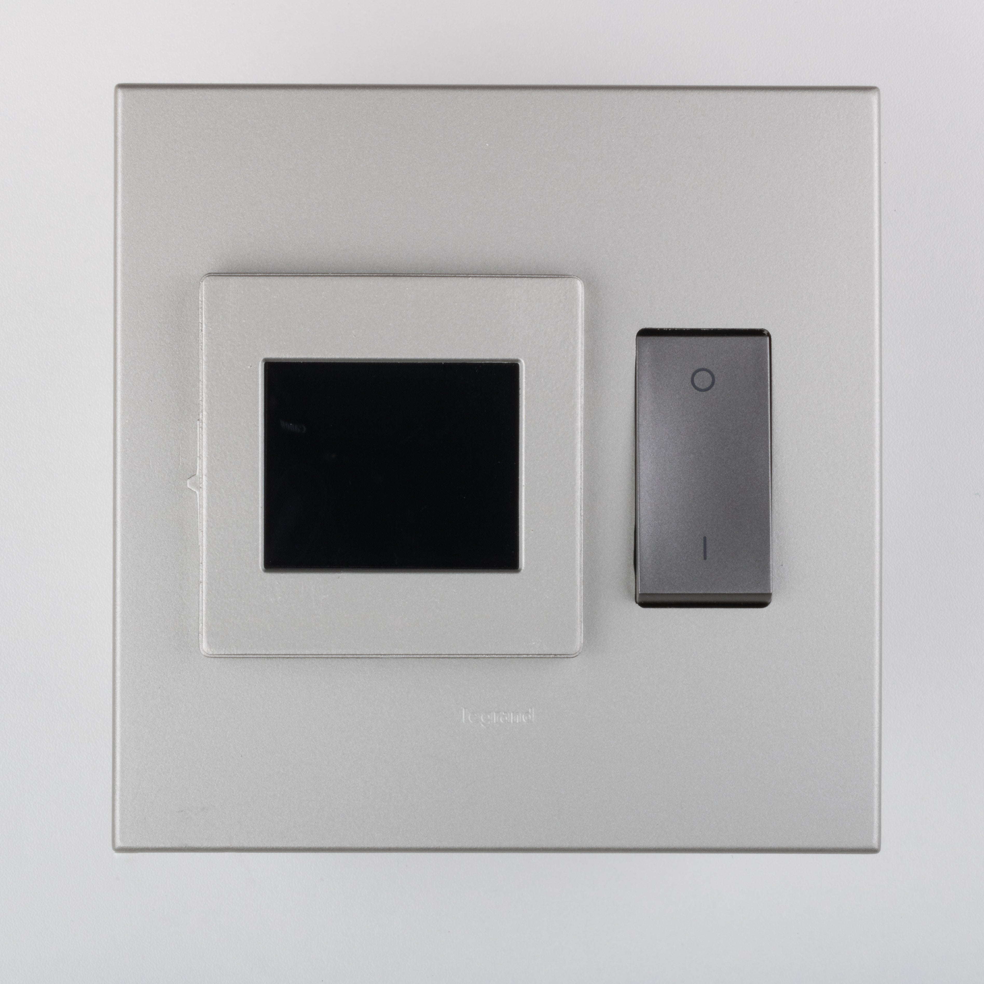 Luxury Touch on Legrand 4x4, Soft Alu